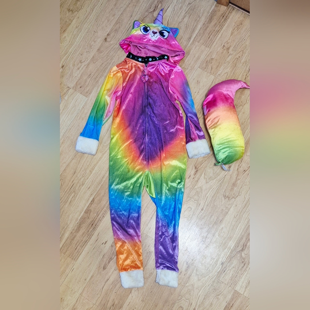 Girls 7-8 Onesie - Picture 1 of 3